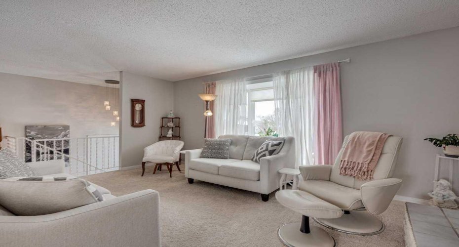 15 Northstar Drive, Lacombe, Alberta T4L 1S1, 4 Bedrooms Bedrooms, ,2 BathroomsBathrooms,Residential,For Sale,Northstar,A2292697