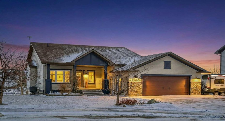 111 Copeland Close, Langdon, Alberta T0J 1X2, 4 Bedrooms Bedrooms, ,3 BathroomsBathrooms,Residential,For Sale,Copeland,A2292698