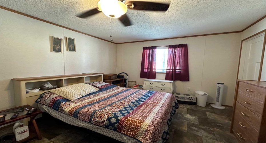 6205 54 Street, Ponoka, Alberta T4J 1M5, 3 Bedrooms Bedrooms, ,2 BathroomsBathrooms,Mobile,For Sale,54,A2292711