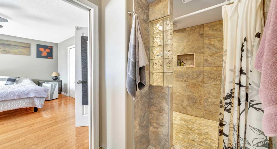 5615 24 Street, Lloydminster, Alberta T9V 2V1, 4 Bedrooms Bedrooms, ,3 BathroomsBathrooms,Residential,For Sale,24,A2292712