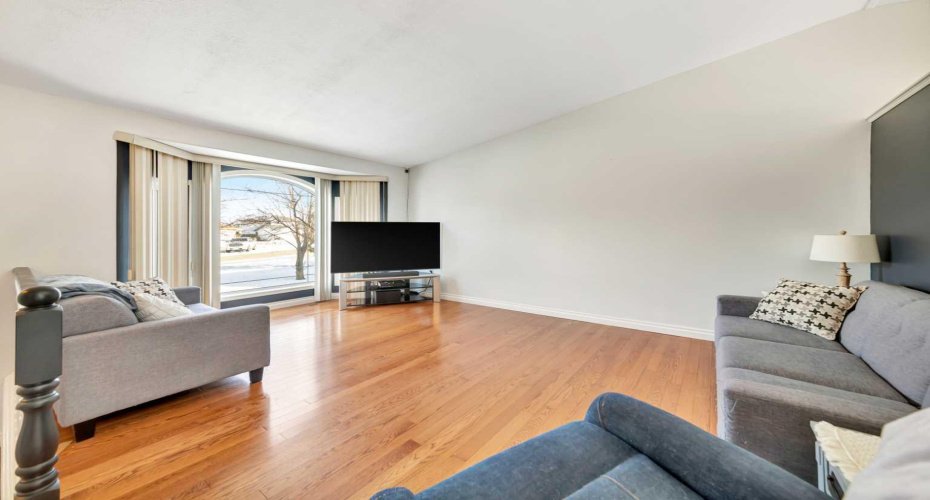 5615 24 Street, Lloydminster, Alberta T9V 2V1, 4 Bedrooms Bedrooms, ,3 BathroomsBathrooms,Residential,For Sale,24,A2292712