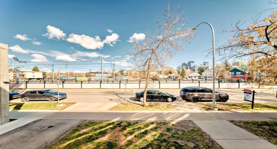 315 9A Street, Calgary, Alberta T2N 1T7, 2 Bedroom Bedrooms, 0 ,1 BathroomBathrooms,Residential,For Sale,9A,0,A2287030