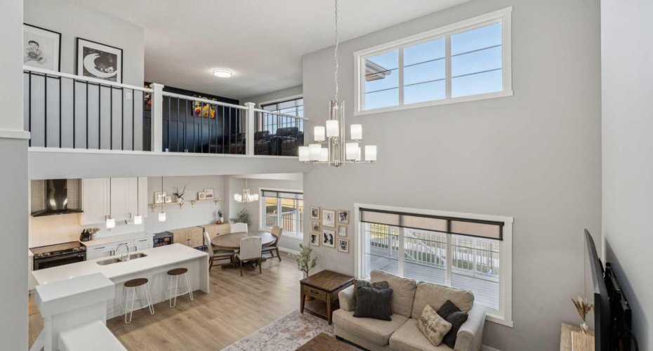 504 Creekrun Lane, Airdrie, Alberta T4B 5J9, 3 Bedrooms Bedrooms, ,3 BathroomsBathrooms,Residential,For Sale,Creekrun,A2287137