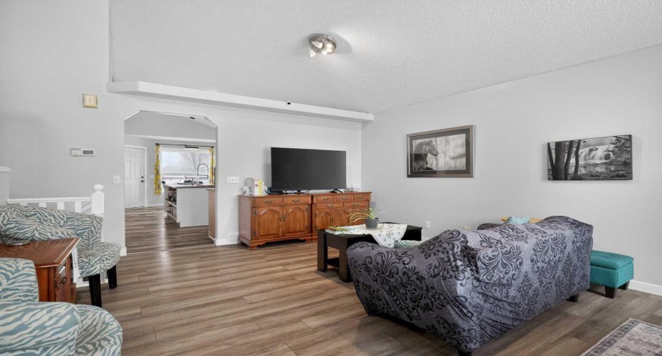 38 Canoe Circle, Airdrie, Alberta T4B2L6, 4 Bedrooms Bedrooms, ,3 BathroomsBathrooms,Residential,For Sale,Canoe,A2288202