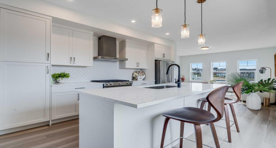 2231 81st Street, Calgary, Alberta T3H 3V8, 3 Bedrooms Bedrooms, ,3 BathroomsBathrooms,Residential,For Sale,81st,A2292804