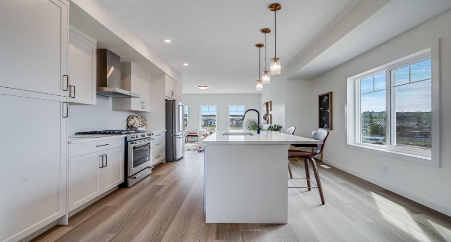 2231 81st Street, Calgary, Alberta T3H 3V8, 3 Bedrooms Bedrooms, ,3 BathroomsBathrooms,Residential,For Sale,81st,A2292804