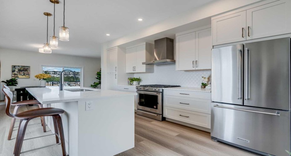 2231 81st Street, Calgary, Alberta T3H 3V8, 3 Bedrooms Bedrooms, ,3 BathroomsBathrooms,Residential,For Sale,81st,A2292804