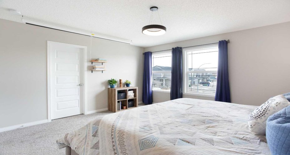 63 Heritage Court, Cochrane, Alberta T4C 2N5, 4 Bedrooms Bedrooms, ,4 BathroomsBathrooms,Residential,For Sale,Heritage,A2288398