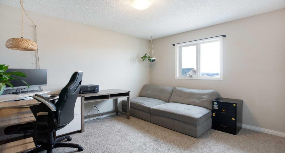 63 Heritage Court, Cochrane, Alberta T4C 2N5, 4 Bedrooms Bedrooms, ,4 BathroomsBathrooms,Residential,For Sale,Heritage,A2288398