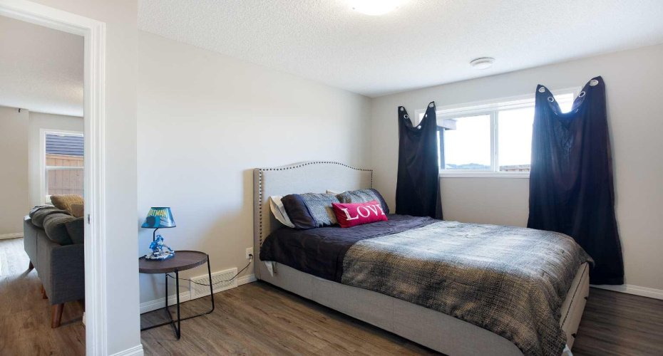 63 Heritage Court, Cochrane, Alberta T4C 2N5, 4 Bedrooms Bedrooms, ,4 BathroomsBathrooms,Residential,For Sale,Heritage,A2288398