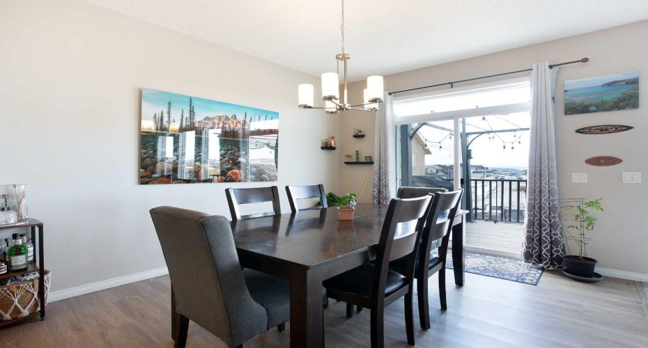 63 Heritage Court, Cochrane, Alberta T4C 2N5, 4 Bedrooms Bedrooms, ,4 BathroomsBathrooms,Residential,For Sale,Heritage,A2288398