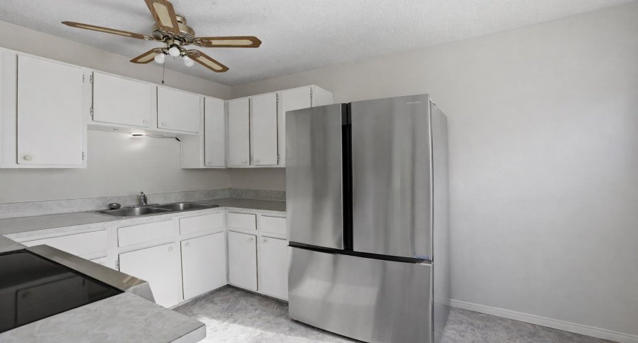 100 Pennsylvania Road, Calgary, Alberta T2A 4Y8, 3 Bedrooms Bedrooms, ,2 BathroomsBathrooms,Residential,For Sale,Pennsylvania,A2288402