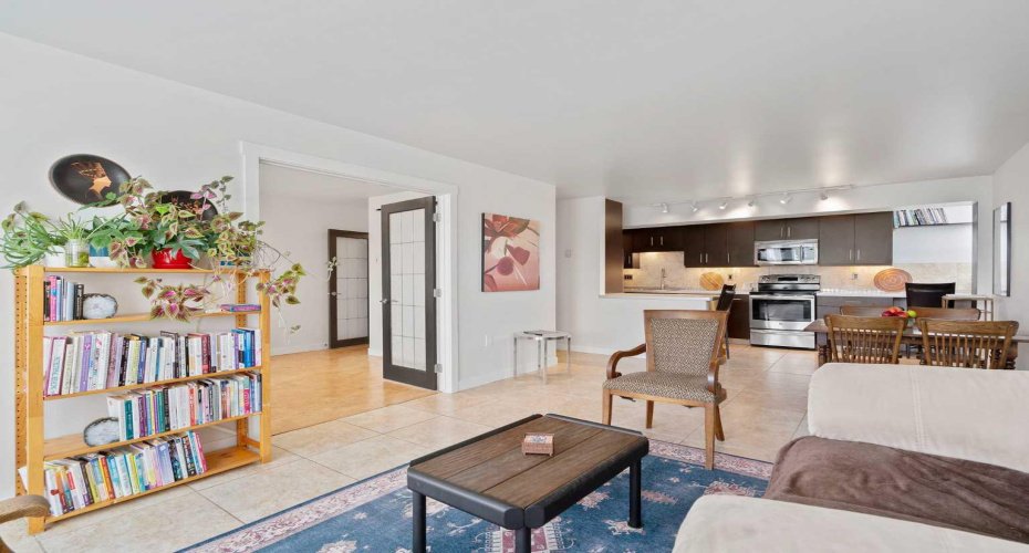 2602 14A Street, Calgary, Alberta T2T3X7, 2 Bedrooms Bedrooms, ,1 BathroomBathrooms,Residential,For Sale,14A,A2292814