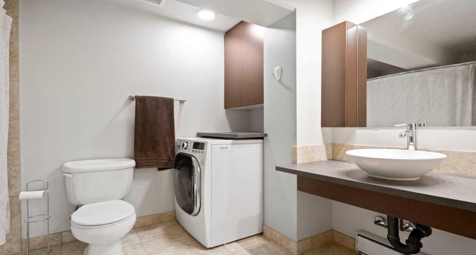 2602 14A Street, Calgary, Alberta T2T3X7, 2 Bedrooms Bedrooms, ,1 BathroomBathrooms,Residential,For Sale,14A,A2292814