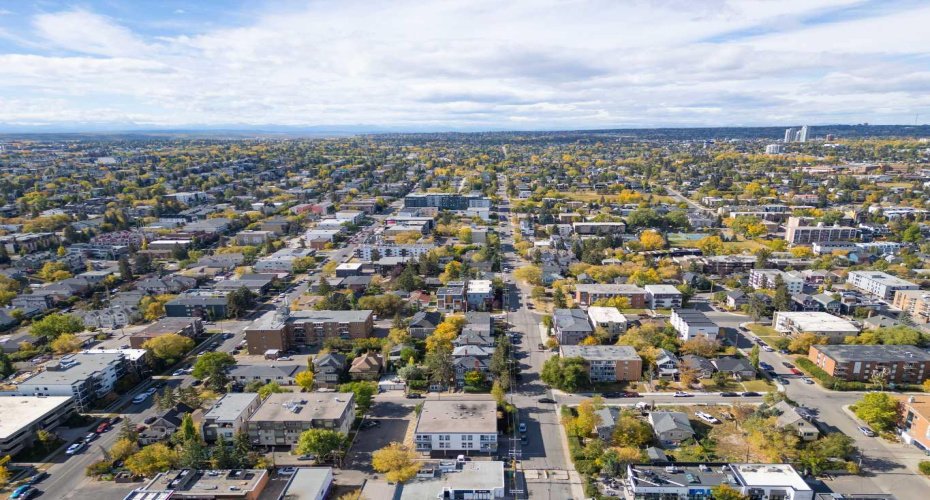 2602 14A Street, Calgary, Alberta T2T3X7, 2 Bedrooms Bedrooms, ,1 BathroomBathrooms,Residential,For Sale,14A,A2292814