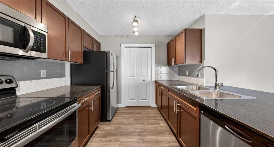 20 Kincora Glen Park, Calgary, Alberta T3R 1R9, 2 Bedrooms Bedrooms, ,2 BathroomsBathrooms,Residential,For Sale,Kincora Glen,A2288627