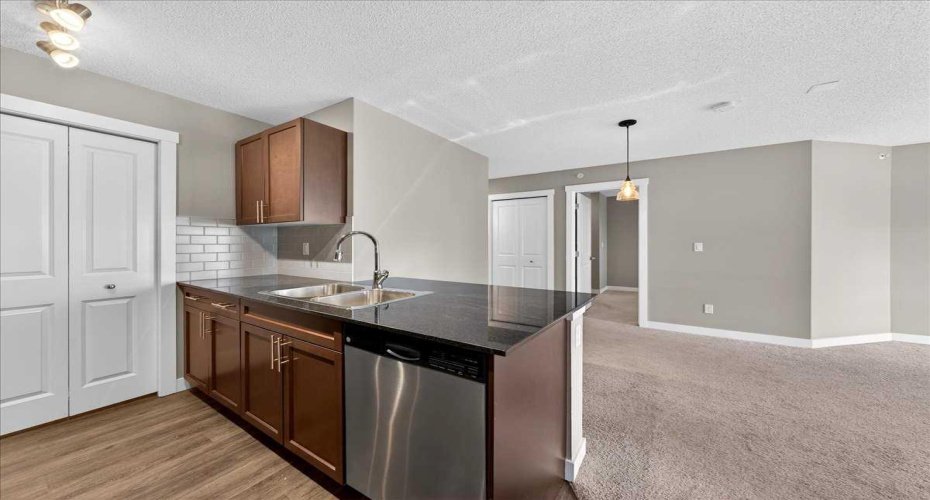 20 Kincora Glen Park, Calgary, Alberta T3R 1R9, 2 Bedrooms Bedrooms, ,2 BathroomsBathrooms,Residential,For Sale,Kincora Glen,A2288627