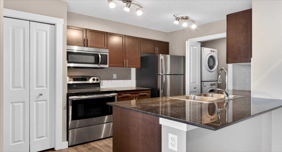 20 Kincora Glen Park, Calgary, Alberta T3R 1R9, 2 Bedrooms Bedrooms, ,2 BathroomsBathrooms,Residential,For Sale,Kincora Glen,A2288627