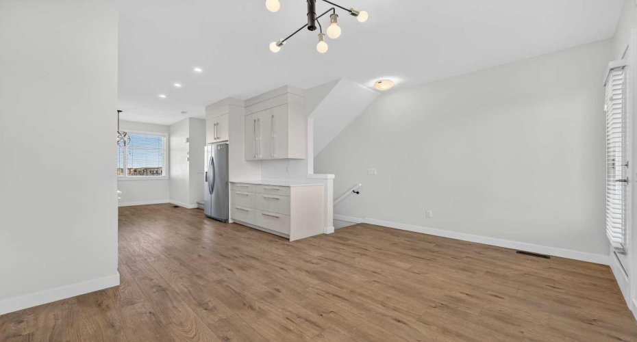 6313 128 Avenue, Calgary, Alberta T3N 2G1, 2 Bedrooms Bedrooms, ,3 BathroomsBathrooms,Residential,For Sale,128,A2288868