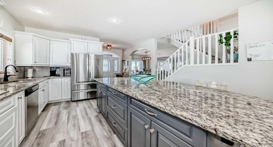 5223 56th Street, Innisfail, Alberta T4G 1R6, 4 Bedrooms Bedrooms, ,4 BathroomsBathrooms,Residential,For Sale,56th Street,A2292818