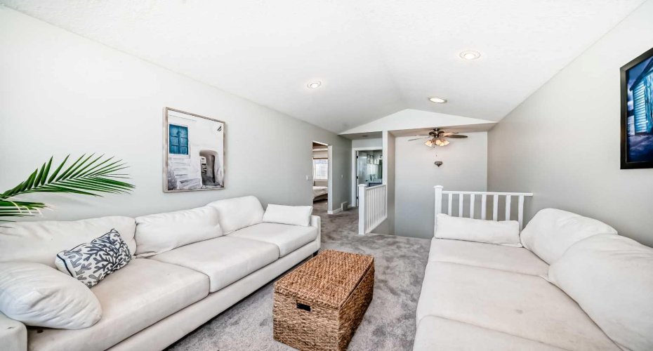 5223 56th Street, Innisfail, Alberta T4G 1R6, 4 Bedrooms Bedrooms, ,4 BathroomsBathrooms,Residential,For Sale,56th Street,A2292818