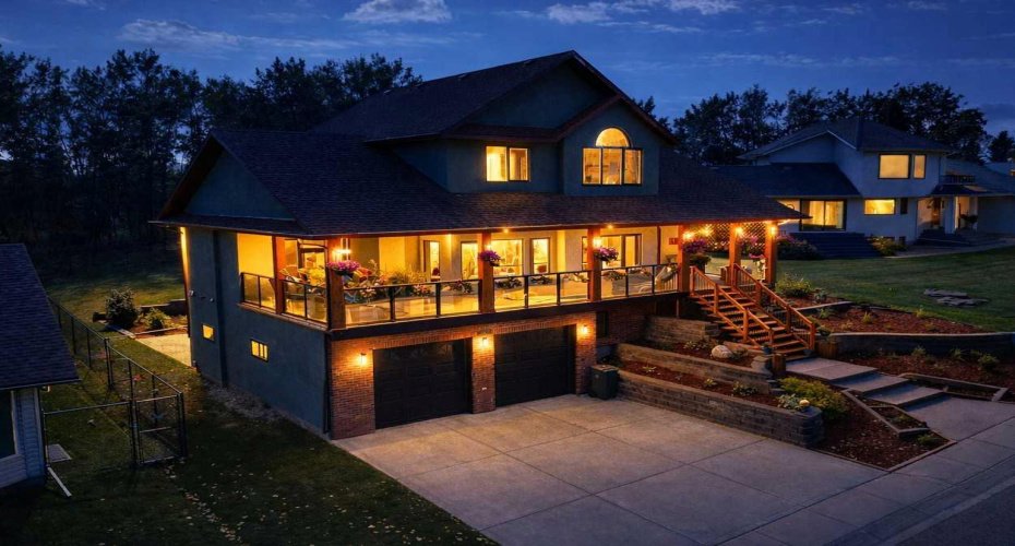 5223 56th Street, Innisfail, Alberta T4G 1R6, 4 Bedrooms Bedrooms, ,4 BathroomsBathrooms,Residential,For Sale,56th Street,A2292818