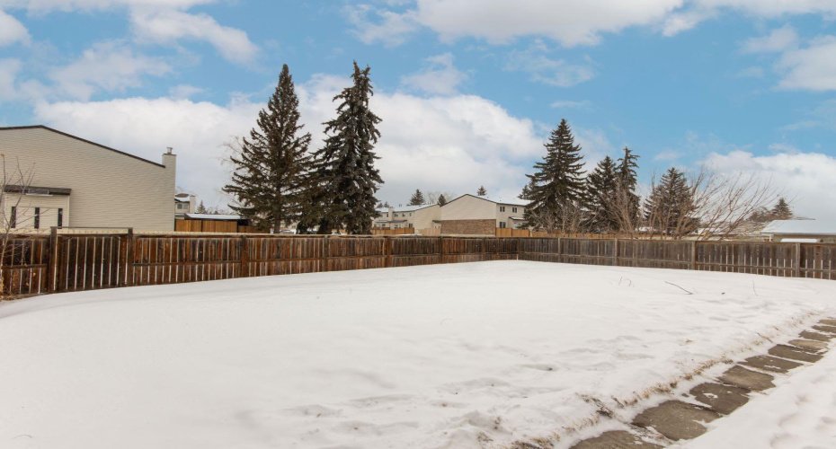 64 Anders Street, Red Deer, Alberta T4R 1B9, 3 Bedrooms Bedrooms, ,2 BathroomsBathrooms,Residential,For Sale,Anders,A2288953