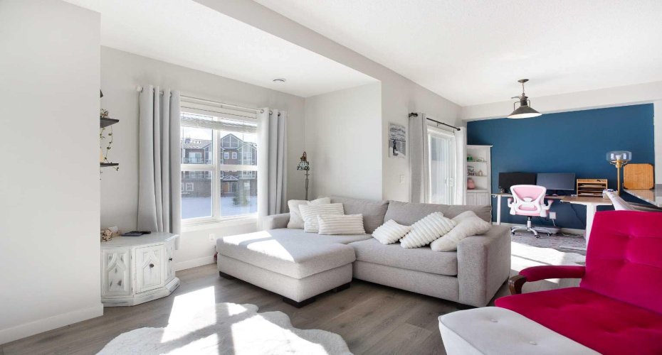 250 Fireside View, Cochrane, Alberta T4C2M2, 2 Bedrooms Bedrooms, ,2 BathroomsBathrooms,Residential,For Sale,Fireside,A2292824