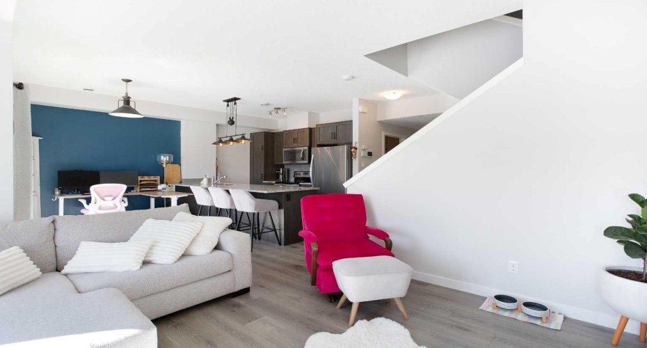 250 Fireside View, Cochrane, Alberta T4C2M2, 2 Bedrooms Bedrooms, ,2 BathroomsBathrooms,Residential,For Sale,Fireside,A2292824