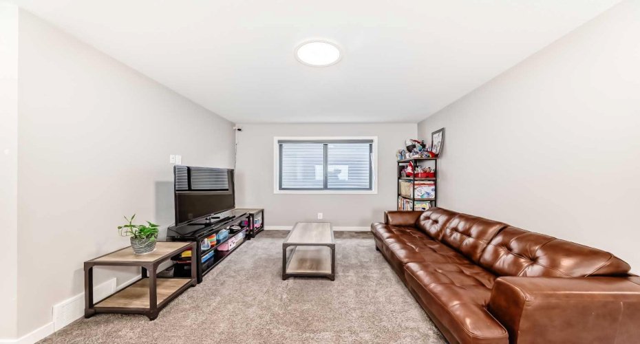 1337 Chinook Gate Green, Airdrie, Alberta T4B5J1, 7 Bedrooms Bedrooms, ,4 BathroomsBathrooms,Residential,For Sale,Chinook Gate,A2292831