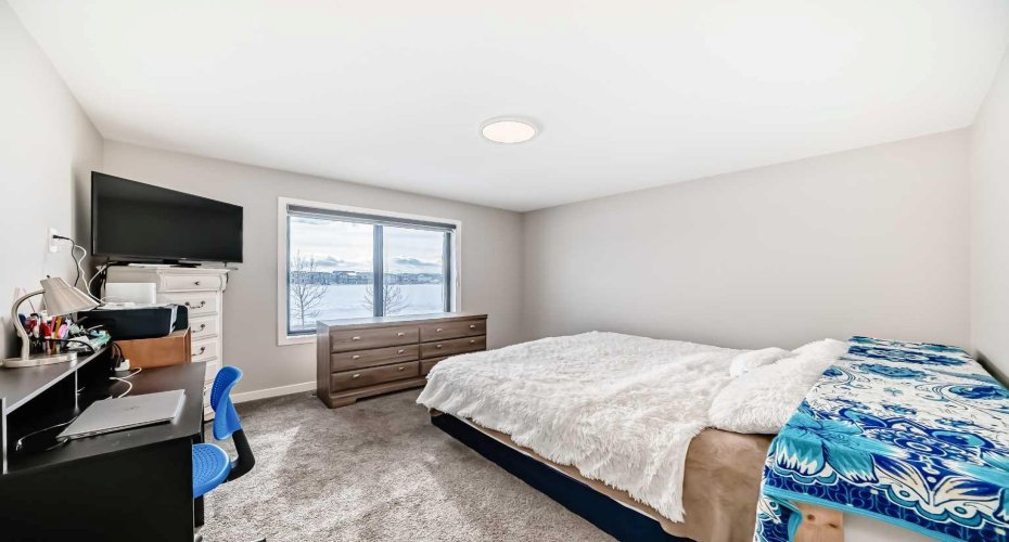 1337 Chinook Gate Green, Airdrie, Alberta T4B5J1, 7 Bedrooms Bedrooms, ,4 BathroomsBathrooms,Residential,For Sale,Chinook Gate,A2292831