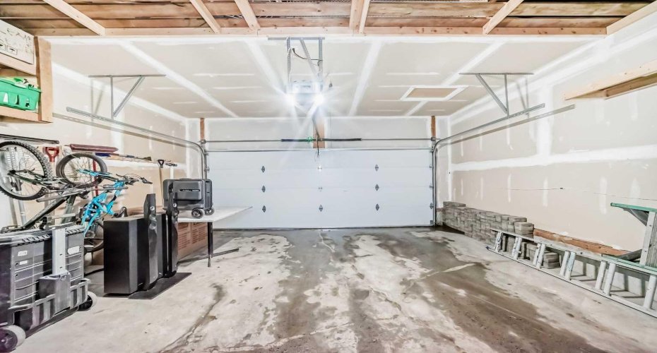 1337 Chinook Gate Green, Airdrie, Alberta T4B5J1, 7 Bedrooms Bedrooms, ,4 BathroomsBathrooms,Residential,For Sale,Chinook Gate,A2292831