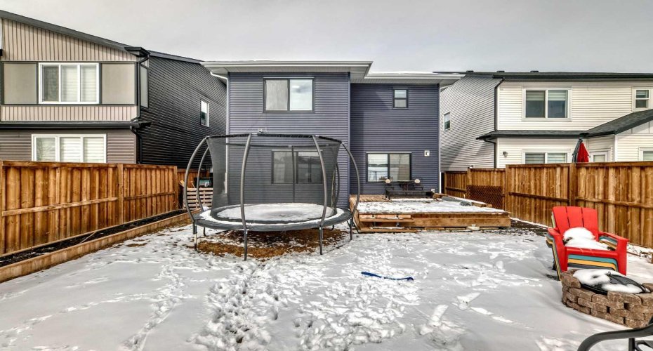 1337 Chinook Gate Green, Airdrie, Alberta T4B5J1, 7 Bedrooms Bedrooms, ,4 BathroomsBathrooms,Residential,For Sale,Chinook Gate,A2292831