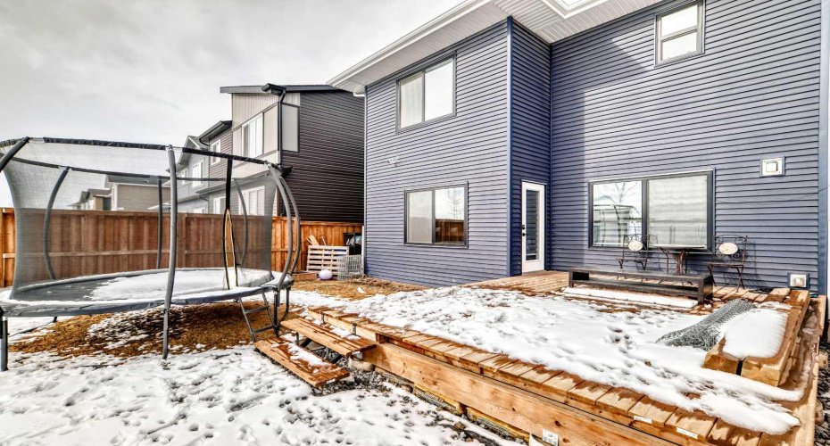 1337 Chinook Gate Green, Airdrie, Alberta T4B5J1, 7 Bedrooms Bedrooms, ,4 BathroomsBathrooms,Residential,For Sale,Chinook Gate,A2292831