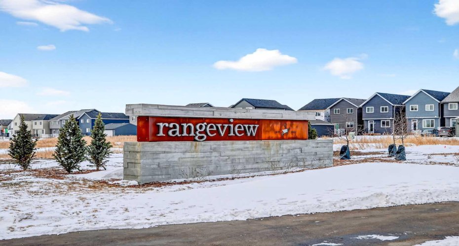 1750 Rangeview Drive, Calgary, Alberta T3S 0X3, 4 Bedrooms Bedrooms, ,3 BathroomsBathrooms,Residential,For Sale,Rangeview,A2289286