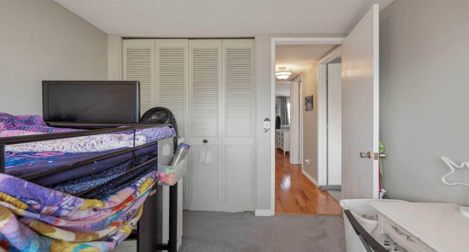 9909 171 Avenue, Edmonton, Alberta T5X 4X2, 3 Bedrooms Bedrooms, ,2 BathroomsBathrooms,Residential,For Sale,171,A2289343