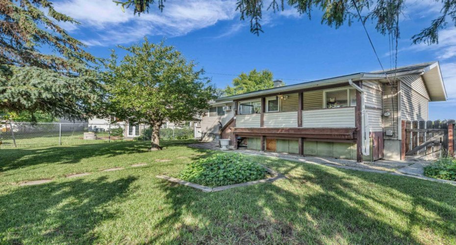 4511 Richmond Road, Calgary, Alberta T3E4P9, 3 Bedrooms Bedrooms, ,2 BathroomsBathrooms,Residential,For Sale,Richmond,A2289371