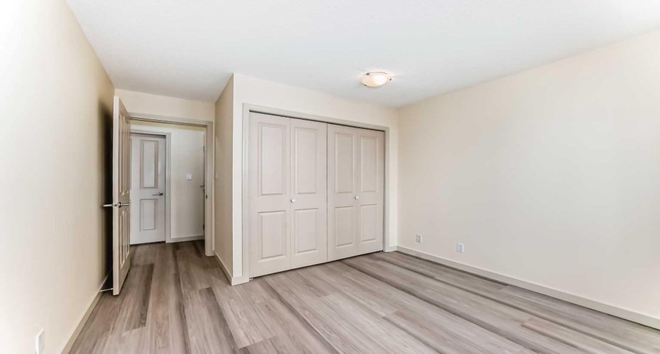 650 10 Street, Calgary, Alberta T3L 0E2, 2 Bedrooms Bedrooms, ,2 BathroomsBathrooms,Residential,For Sale,10,A2289438