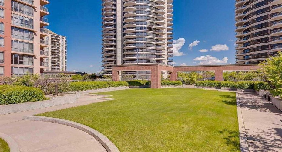 650 10 Street, Calgary, Alberta T3L 0E2, 2 Bedrooms Bedrooms, ,2 BathroomsBathrooms,Residential,For Sale,10,A2289438