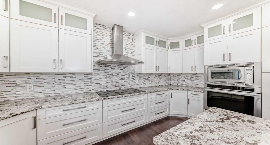 108 KINNIBURGH Circle, Chestermere, Alberta T1X 0P8, 4 Bedrooms Bedrooms, ,3 BathroomsBathrooms,Residential,For Sale,KINNIBURGH,A2292849