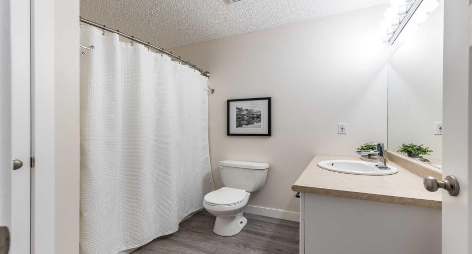 56 Stanfield Way, Medicine Hat, Alberta T1B4J4, 5 Bedrooms Bedrooms, ,4 BathroomsBathrooms,Residential,For Sale,Stanfield,A2289450