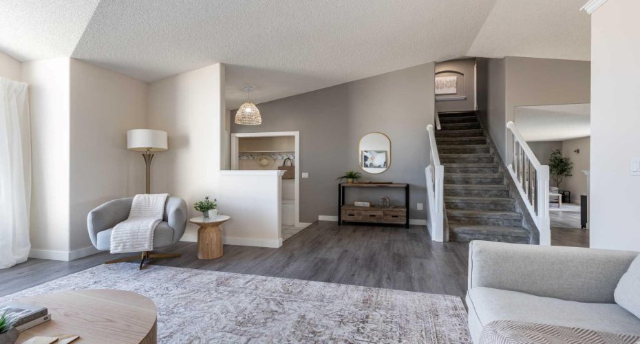 56 Stanfield Way, Medicine Hat, Alberta T1B4J4, 5 Bedrooms Bedrooms, ,4 BathroomsBathrooms,Residential,For Sale,Stanfield,A2289450