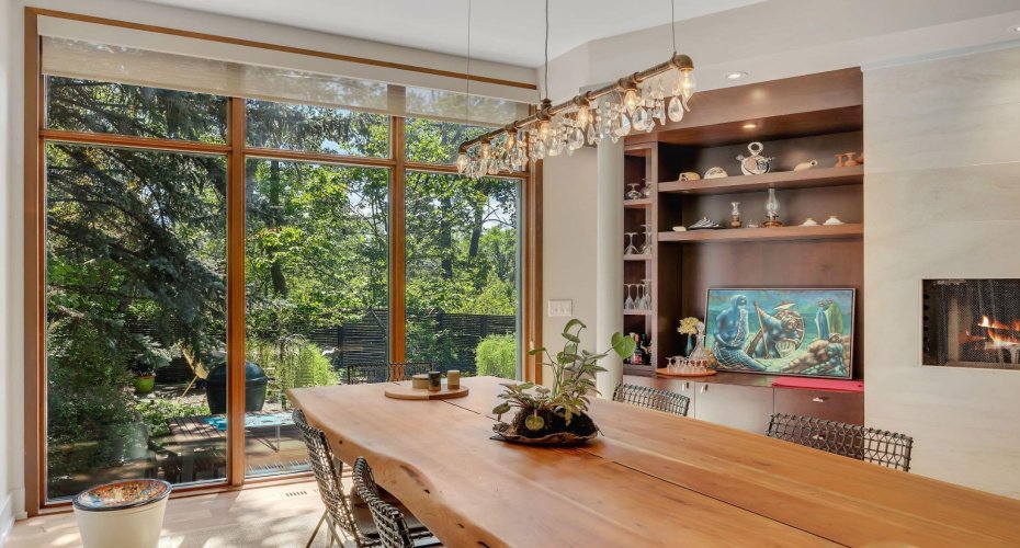 955 Rideau Road, Calgary, Alberta T2S3A7, 4 Bedrooms Bedrooms, ,4 BathroomsBathrooms,Residential,For Sale,Rideau,A2289914