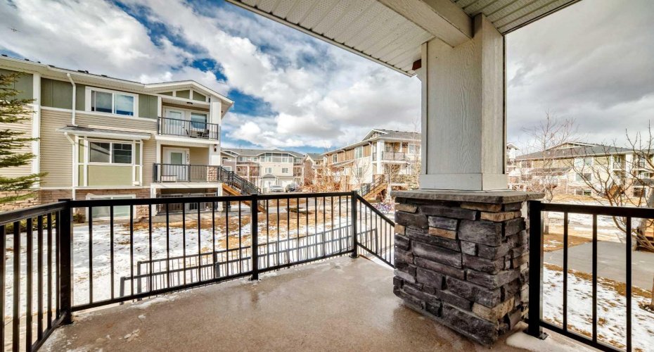 300 MARINA Drive, Chestermere, Alberta T1X 0P6, 2 Bedrooms Bedrooms, ,1 BathroomBathrooms,Residential,For Sale,MARINA,A2292869