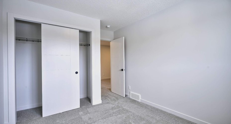 264 Legacy Glen Parade, Calgary, Alberta T2X 5Z6, 3 Bedrooms Bedrooms, ,3 BathroomsBathrooms,Residential,For Sale,Legacy Glen,A2290196