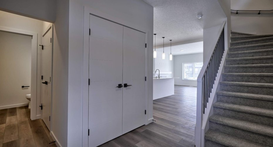 264 Legacy Glen Parade, Calgary, Alberta T2X 5Z6, 3 Bedrooms Bedrooms, ,3 BathroomsBathrooms,Residential,For Sale,Legacy Glen,A2290196