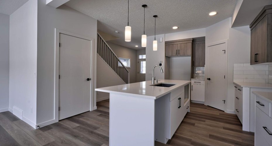 264 Legacy Glen Parade, Calgary, Alberta T2X 5Z6, 3 Bedrooms Bedrooms, ,3 BathroomsBathrooms,Residential,For Sale,Legacy Glen,A2290196