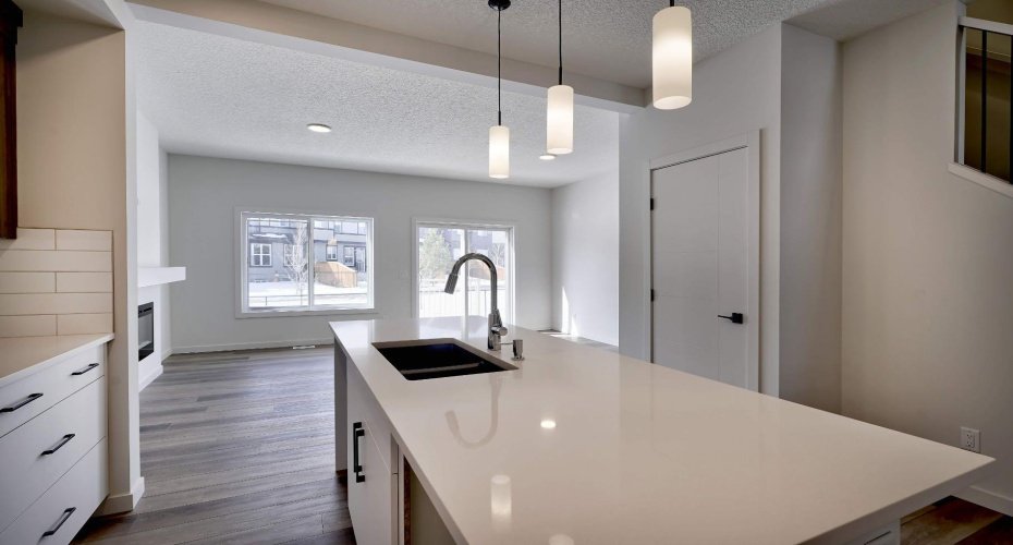 264 Legacy Glen Parade, Calgary, Alberta T2X 5Z6, 3 Bedrooms Bedrooms, ,3 BathroomsBathrooms,Residential,For Sale,Legacy Glen,A2290196