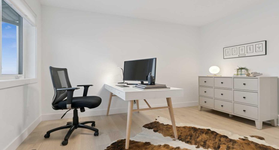 80 Grayling Road, Rural Rocky View County, Alberta T3Z 0H4, 4 Bedrooms Bedrooms, ,4 BathroomsBathrooms,Residential,For Sale,Grayling,A2290202