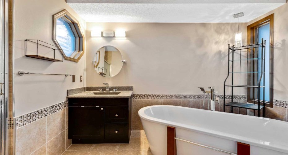 224 Macewan Ridge Close, Calgary, Alberta T3K 3A7, 3 Bedrooms Bedrooms, ,3 BathroomsBathrooms,Residential,For Sale,Macewan Ridge,A2292882